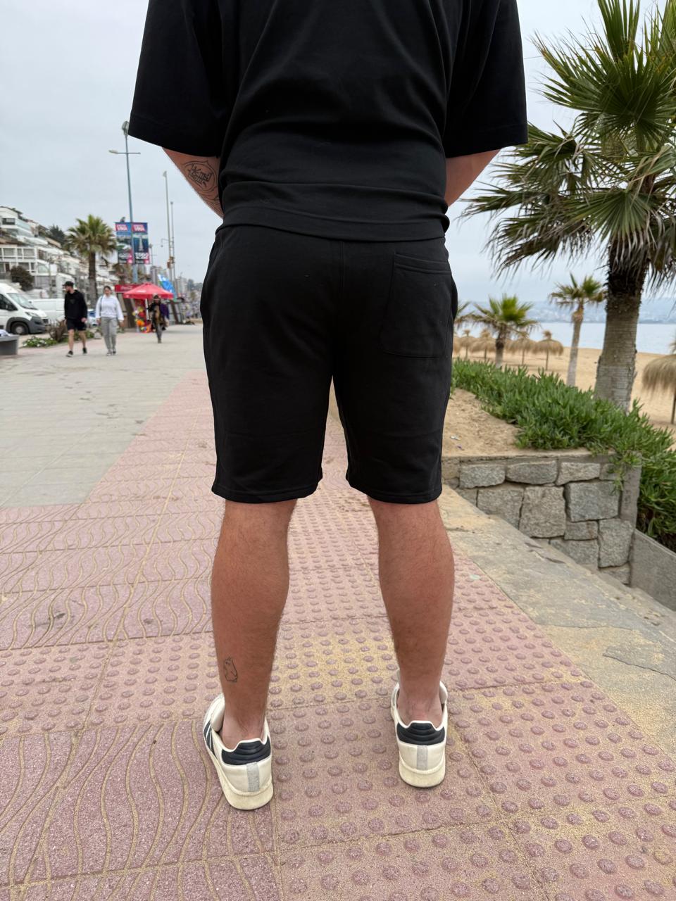 BERMUDA JOGGER BLACK