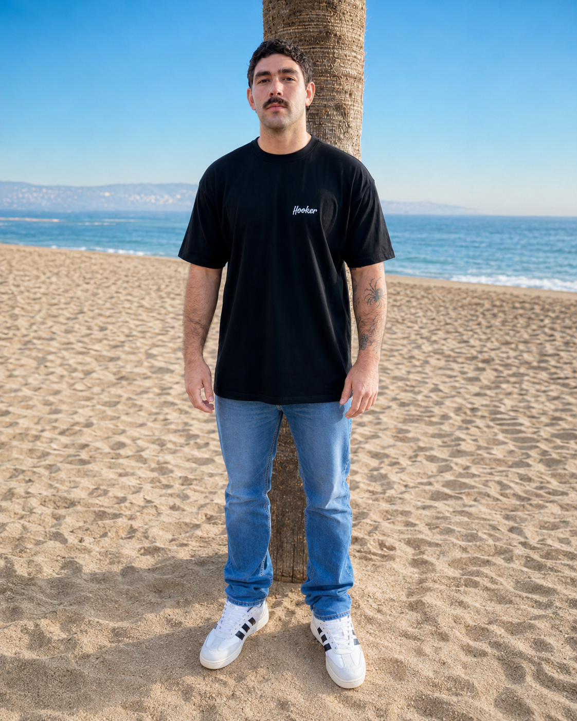 POLERA BASICA OVERSIZE BLACK