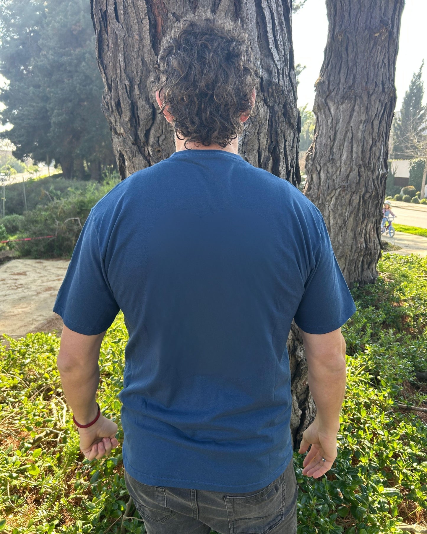 POLERA BASICA AZUL PETROLEO