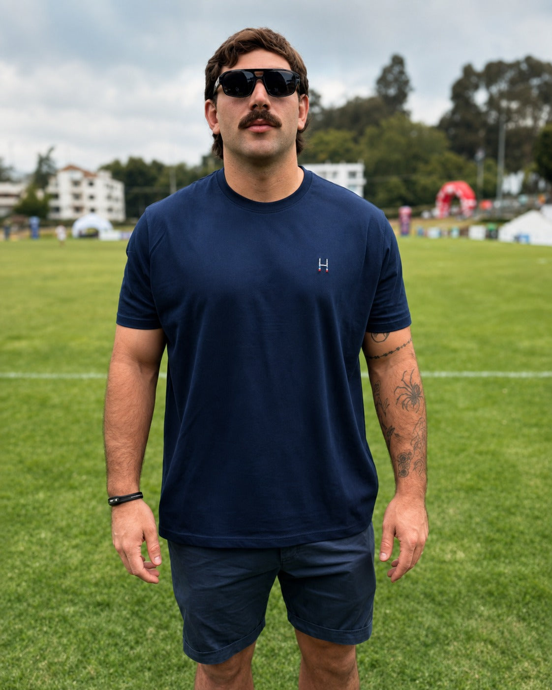 POLERA WILKINSON AZUL MARINO