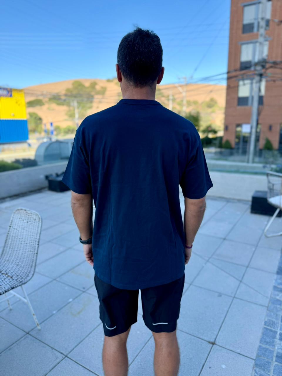 POLERA BASICA OVERSIZE AZUL MARINO