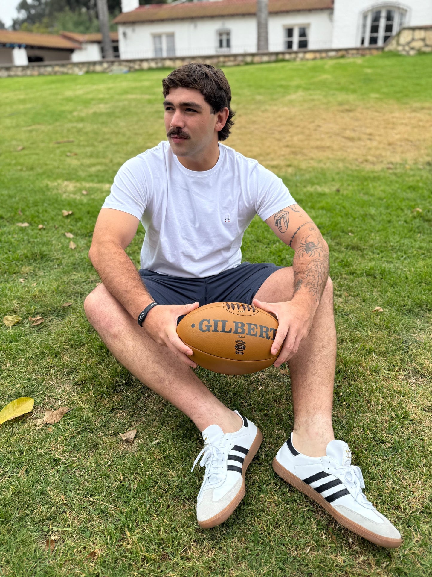 PELOTA VINTAGE SZ 5 GILBERT