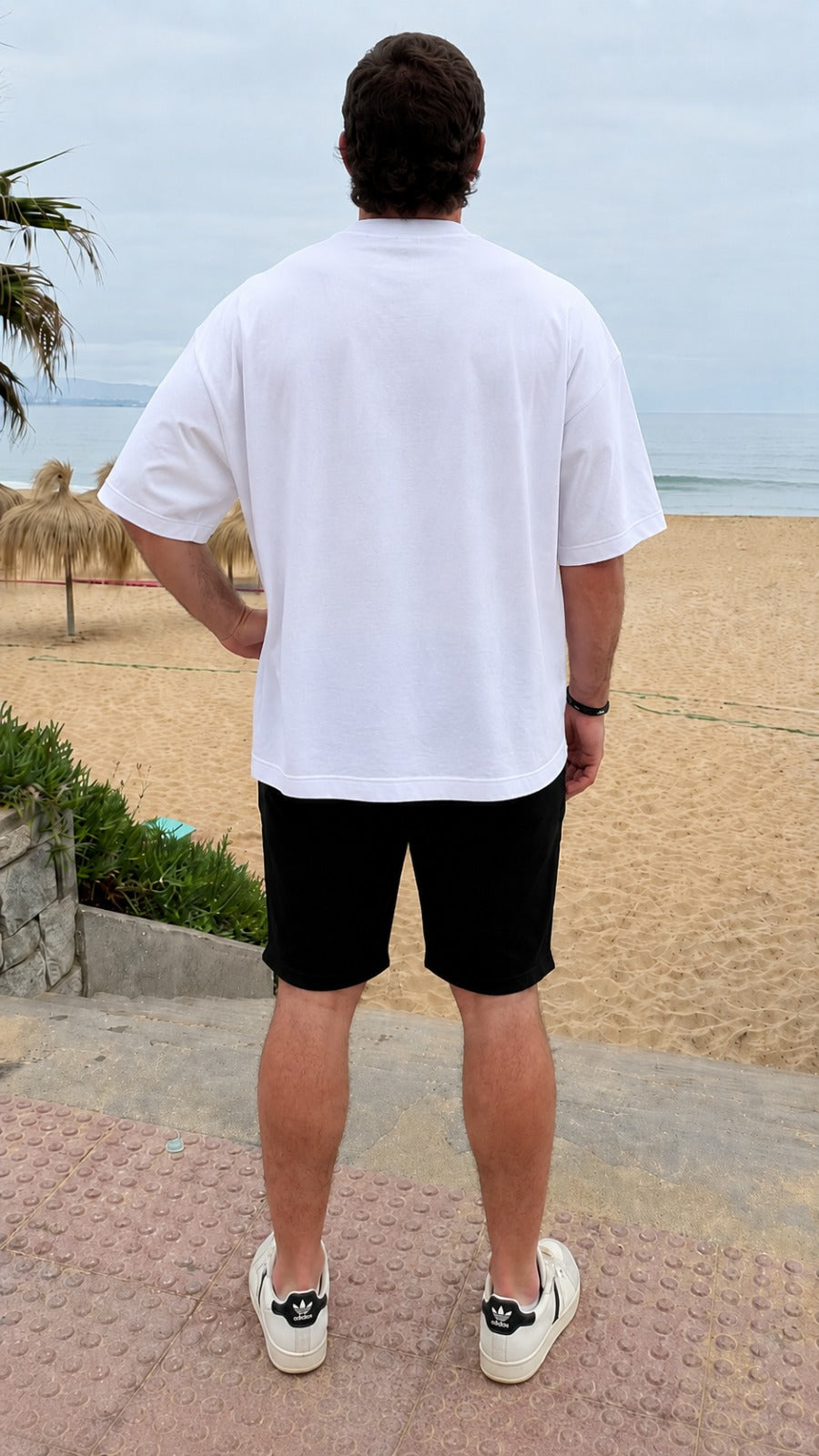 POLERA BASICA OVERSIZE ESSENTIAL BLANCO